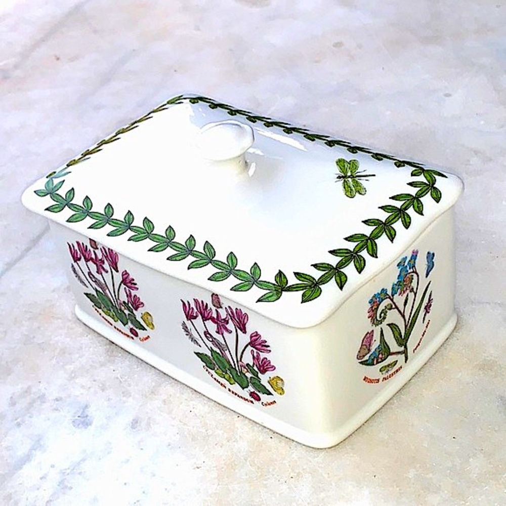 BOTANIC GARDEN BY PORTMEIRION BOX WITH LID RECTANGULAR NEW PANCYS BUTTERFLYS